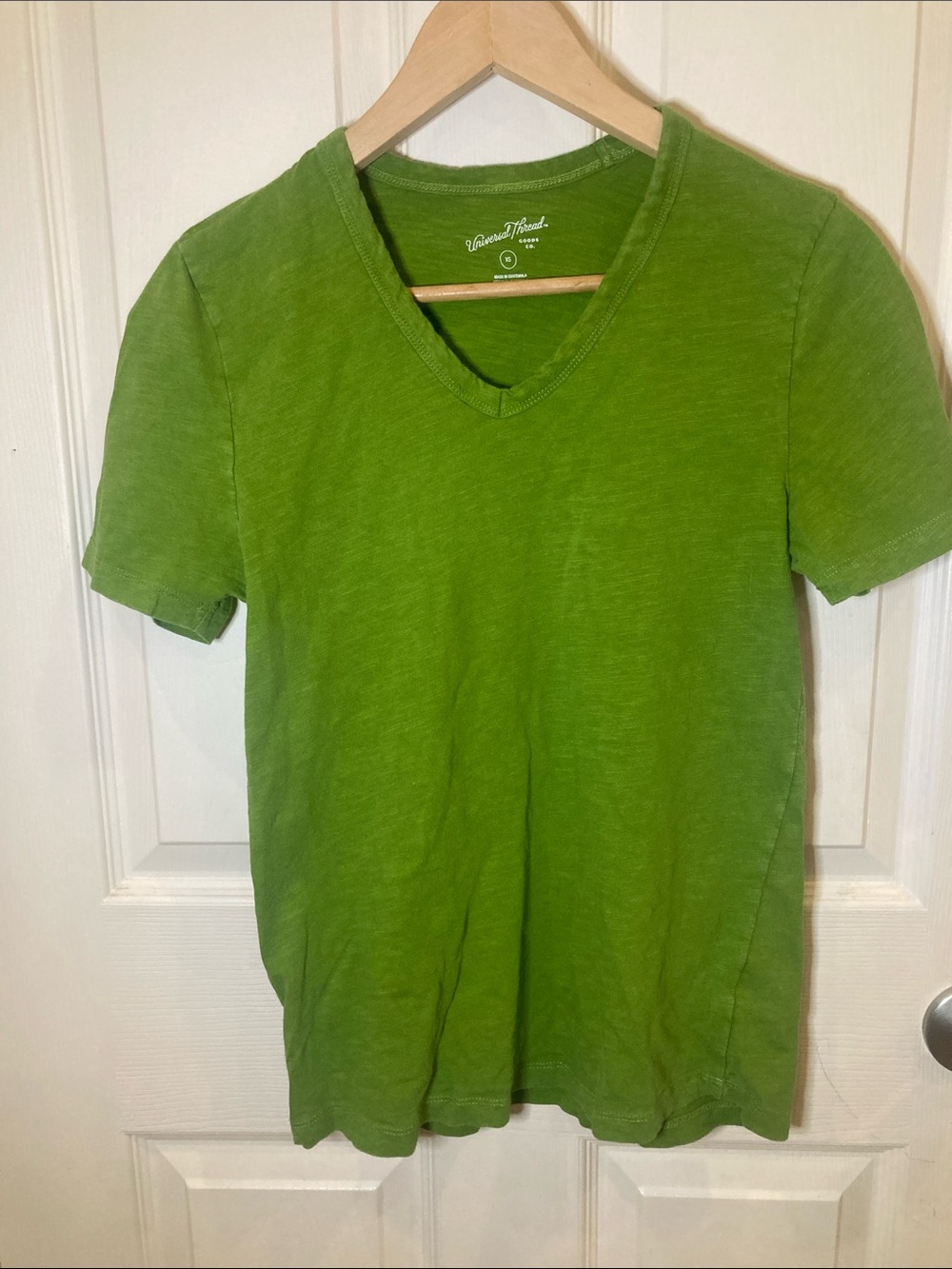 Universal Thread Men's V-Neck Short Sleeve Tee in Bright Green